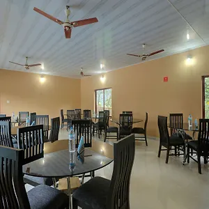 https://oyo-9678-hotel-misty-garden.hotels-munnar.com